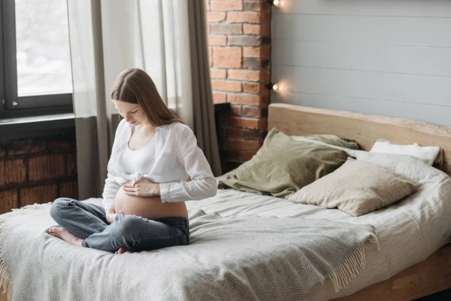 matelas-femme-enceinte.webp