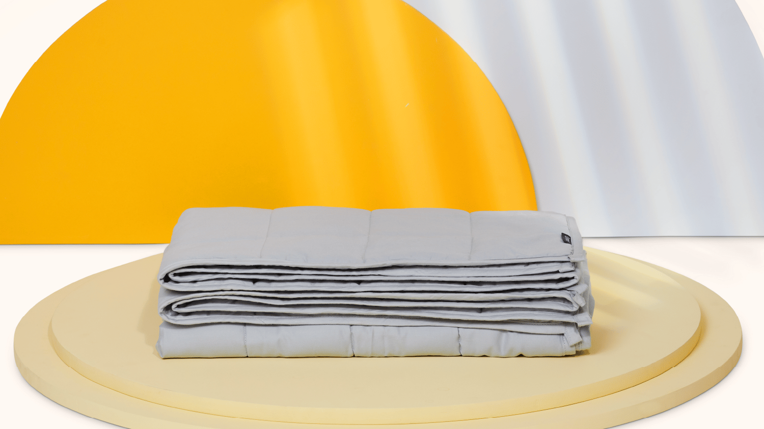 HK_WeightedBlanket_2_mobile.png