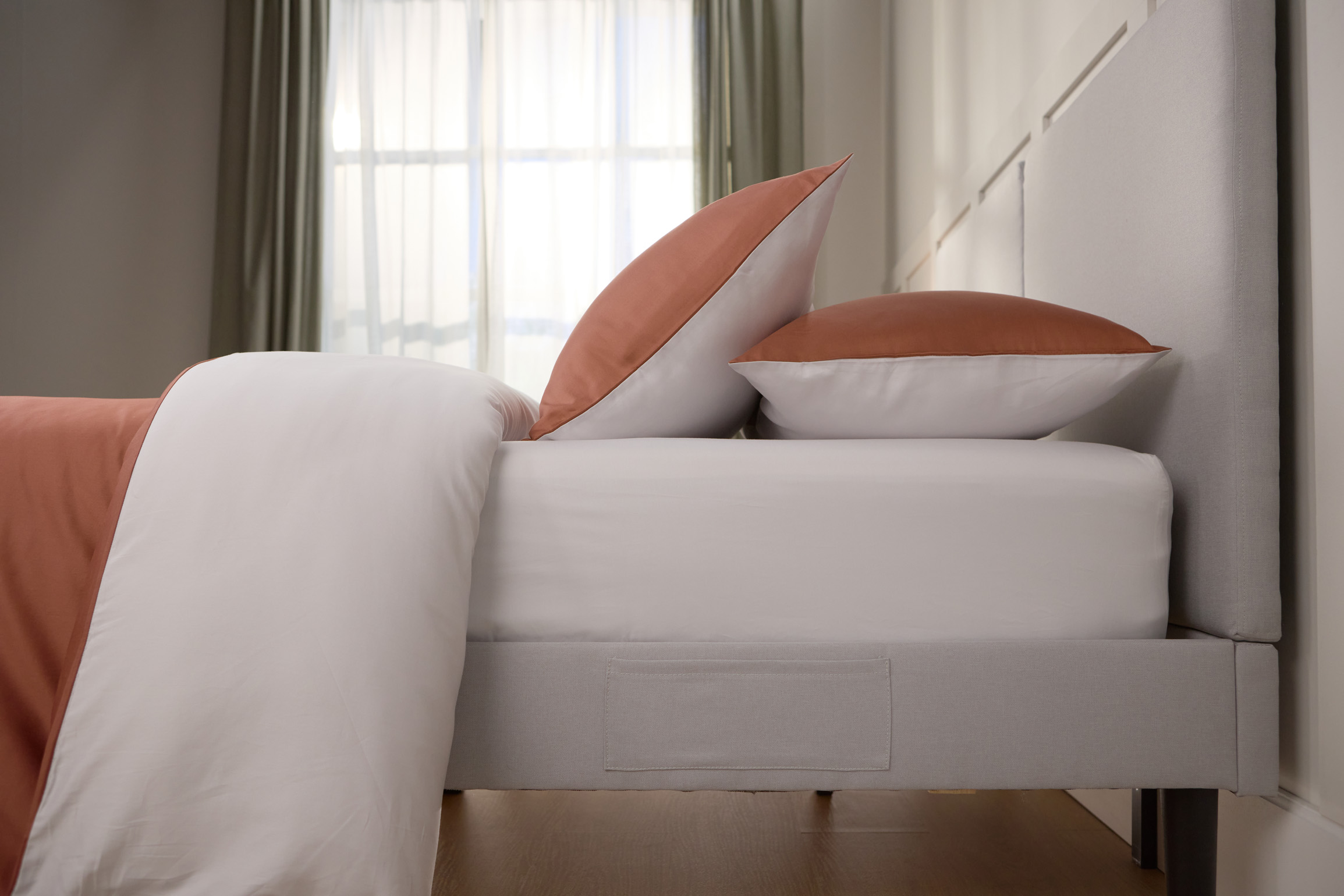 LightGrey_&_BoneWhite_Sateen_Gallery (1).jpg