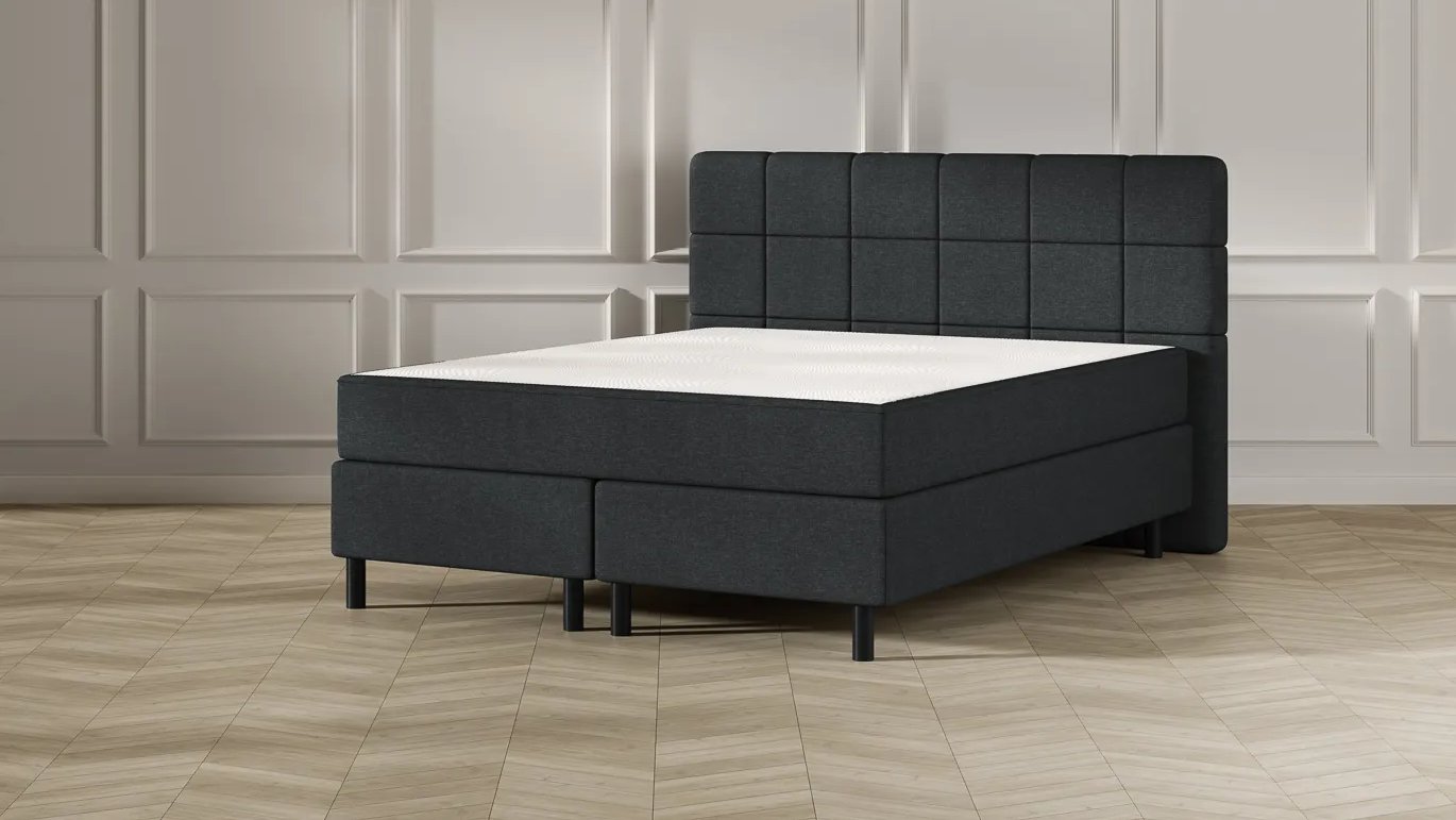 Deluxe_Colors_DarkGrey_Plain_Black_Mobile.png