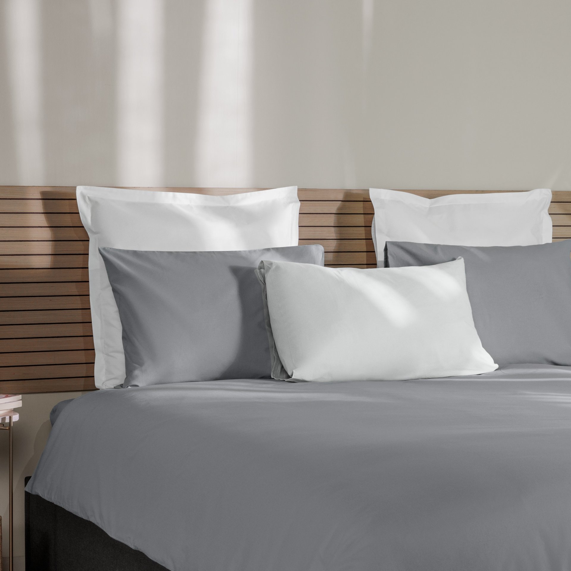 SATEEN_SHARKSKIN_pillowcase.png