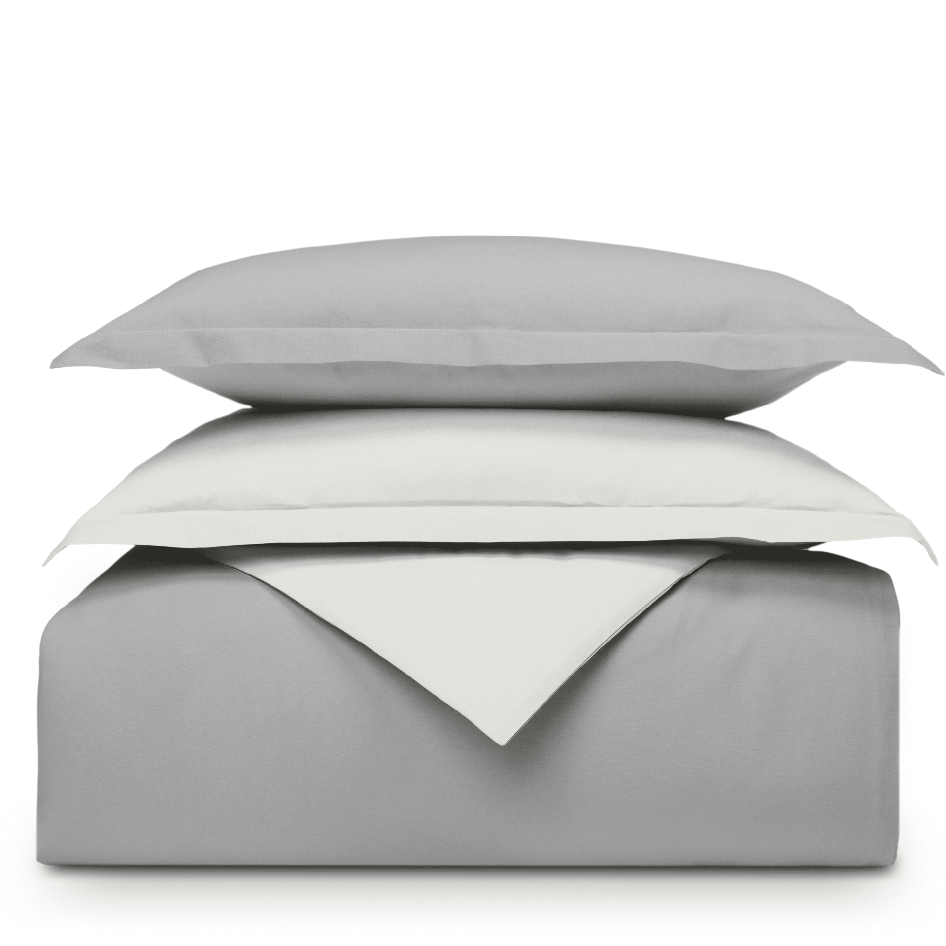 Emma Classic Bettwäscheset mit zwei Kopfkissenbezügen und einem Bettdeckenbezug in hellgrau.