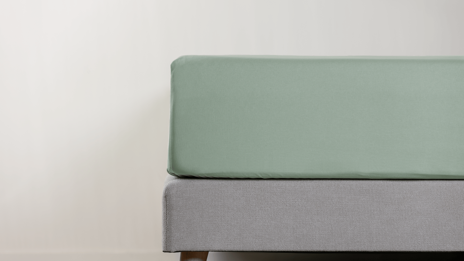 TW-green_bedlinen-detail-1.png