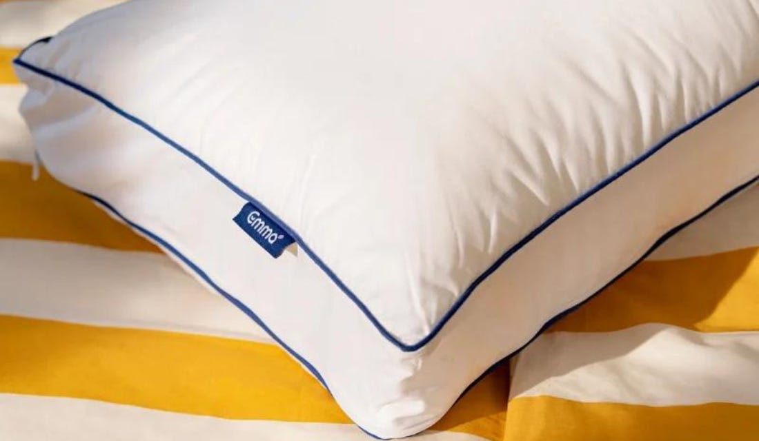 Microfiber pillow with side detail focus