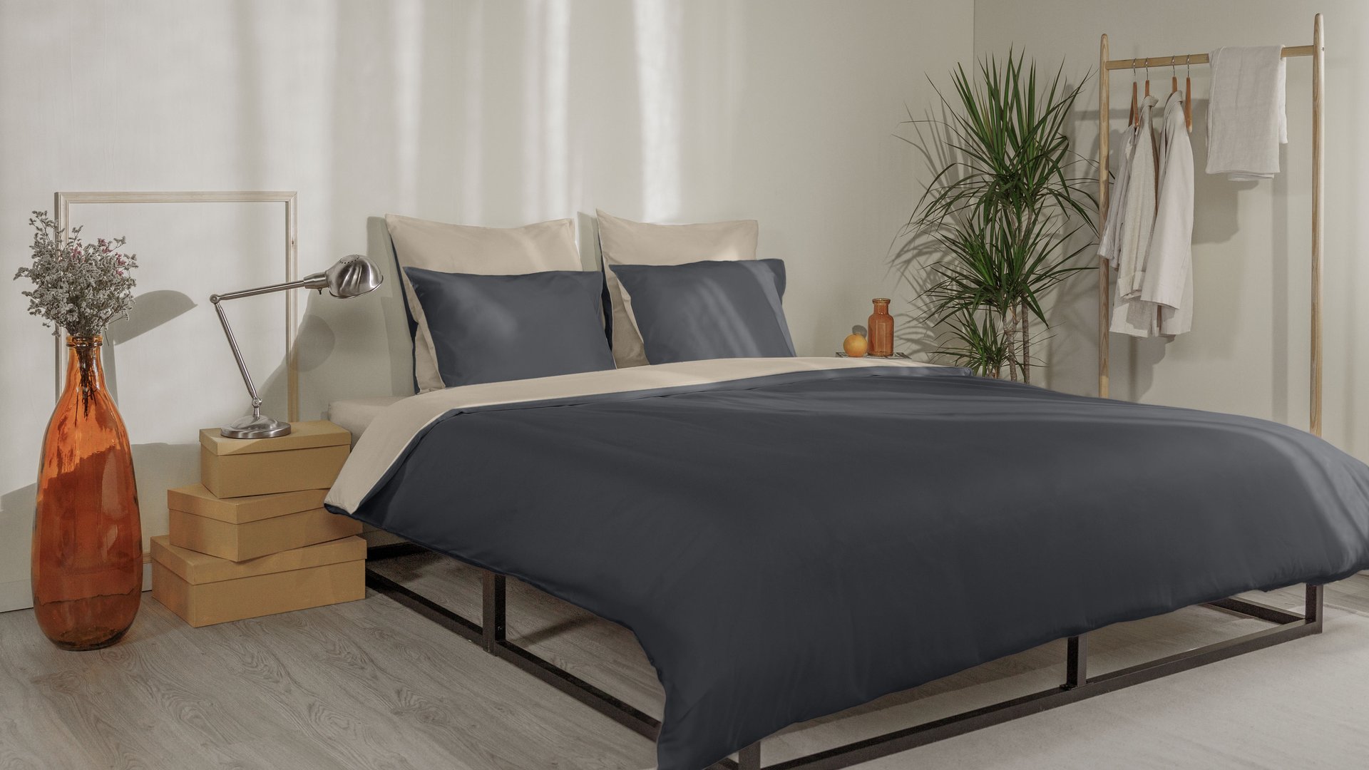COTTON_DARKGREY_BEIGE_FRONTVIEW_V2.jpg