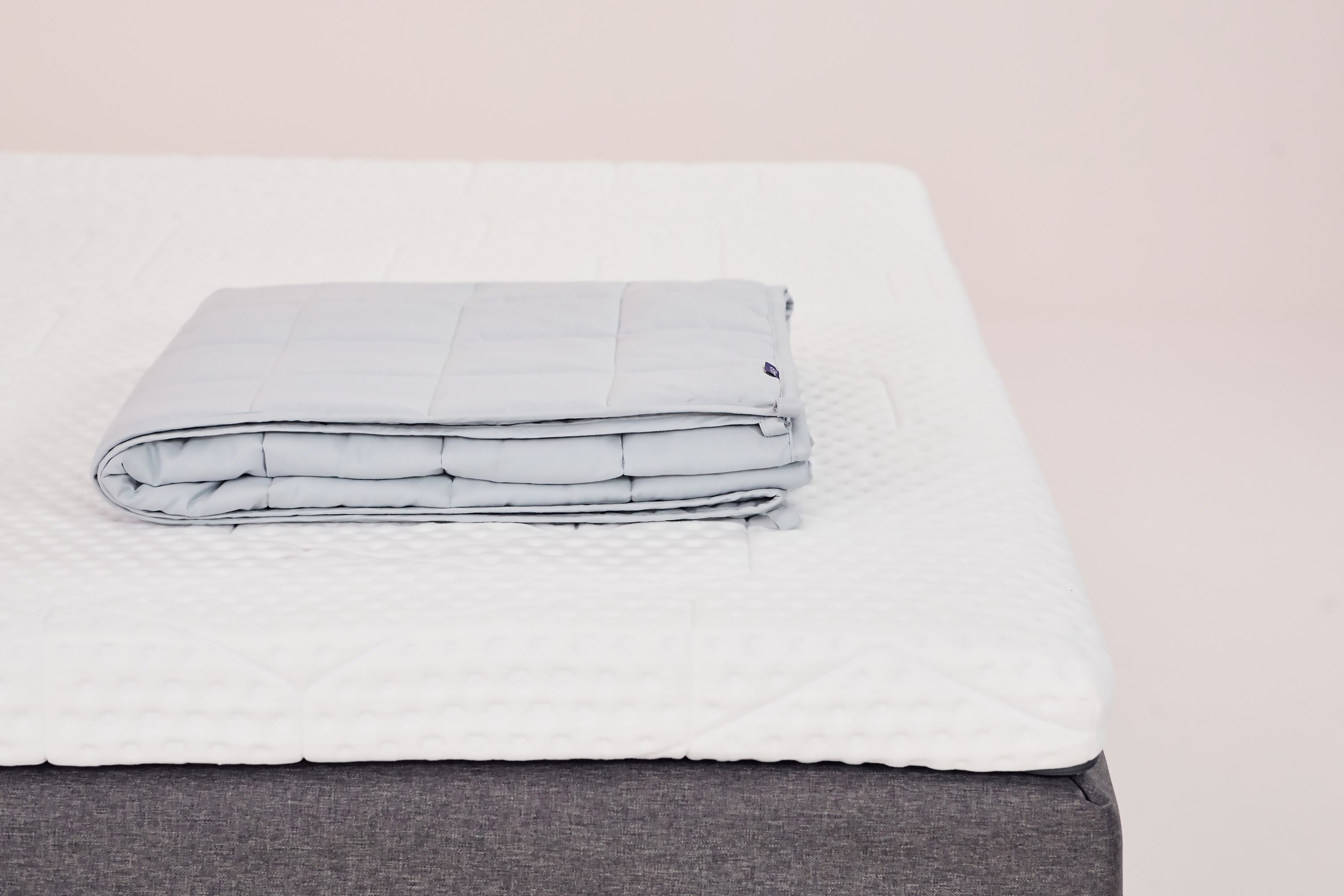 Emma_Hug_Gallery (2).jpg