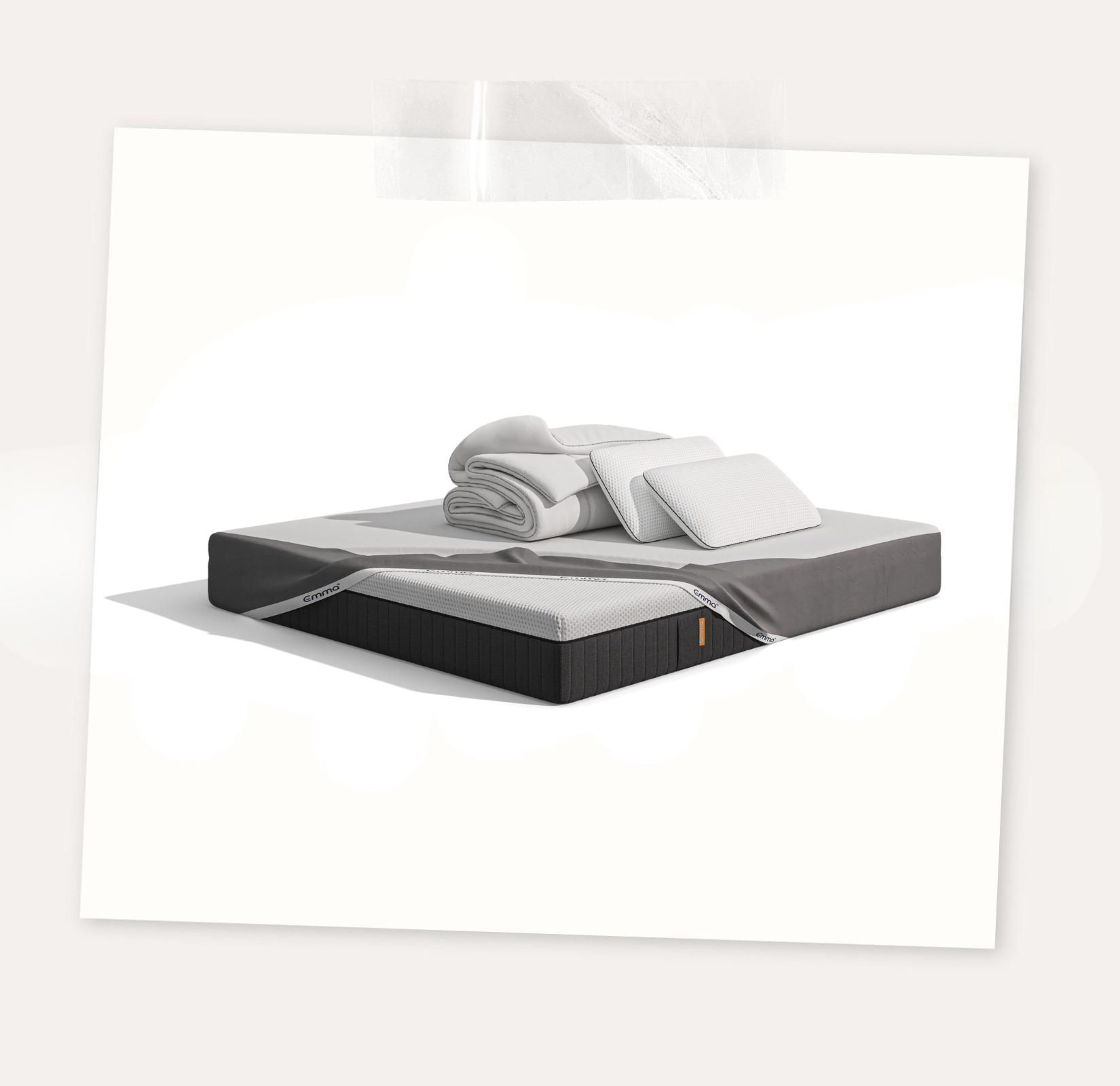  Uma imagem do Pack Original Pro e Edredon, que inclui um colchão Emma Hybrid Premium, almofadas Emma Premium, um edredon 4 Estações, e uma capa protetora