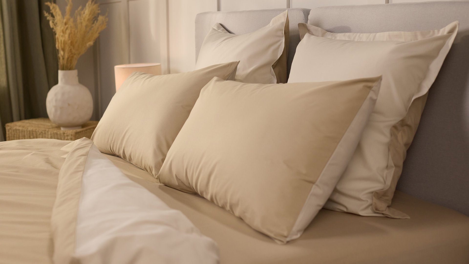 Cream_&_Beige_Percale_Gallery (6).jpg