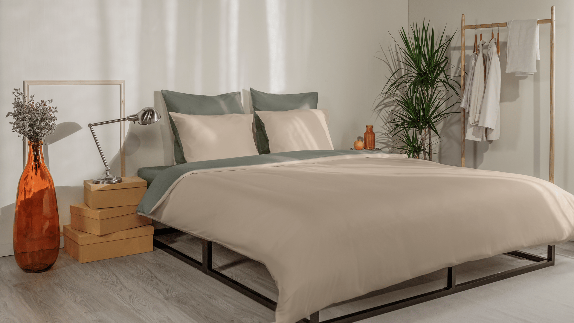 COTTON_BEIGE_greenGREY_FRONTVIEW_V4.png
