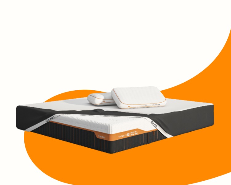 Superpack Elite Emma: materasso, topper e cuscini freschi su sfondo arancione