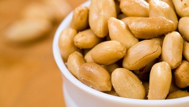 Slide Show: Peanuts as a Heart-Healthy Snack Slide Show: Peanuts as a Heart-Healthy Snack