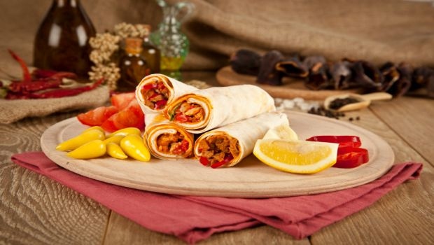 Serving Up Diversity: Major Trends in the Foodservice Sector Serving Up Diversity: Major Trends in the Foodservice Sector