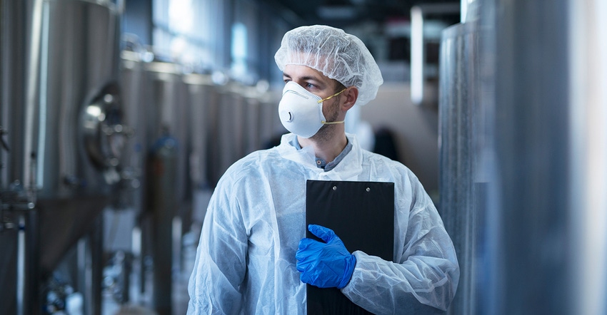 Auditing food processing equipment.jpg Auditing food processing equipment.jpg