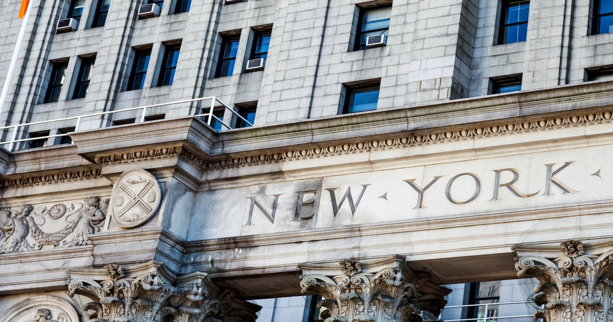 Vague NY law looms for The Vitamin Shoppe other supplement retailers