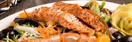 Entrée Salads Hit the Spotlight Entrée Salads Hit the Spotlight