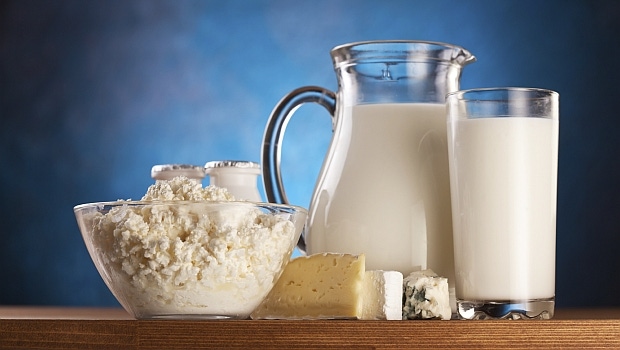 Falling Dairy, Sugar Prices Drive Food Price Index Lower