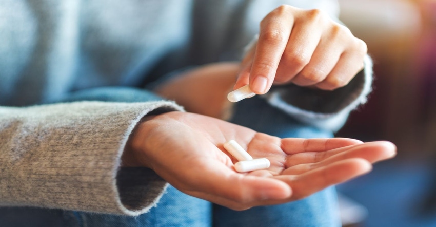 white capsules.jpg white capsules.jpg