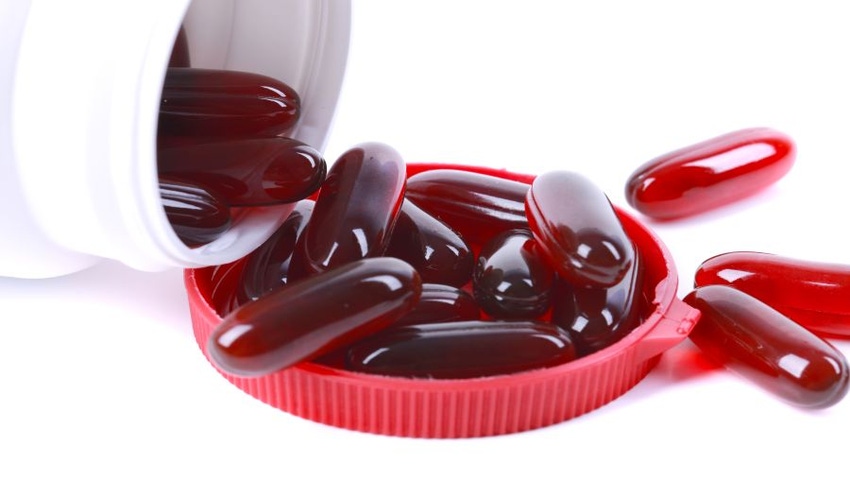 Authentic astaxanthin softgels typically have a deep red color. Authentic astaxanthin softgels typically have a deep red color.