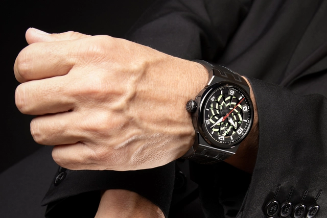 WatchTime-Perrelet-Turbine-Hypnotic-Wristshot