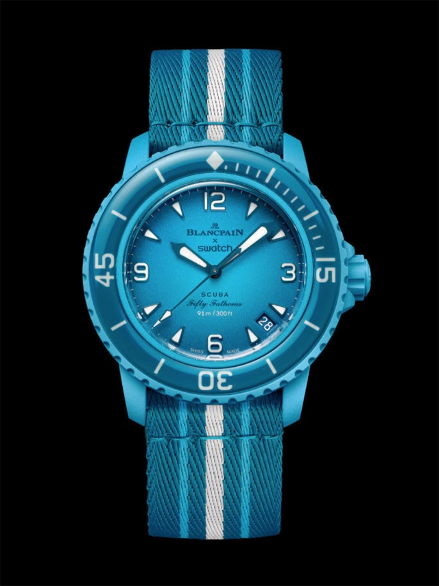 Swatch_Scuba_Fifty_Fathoms_Blue_Lagoon_frontal