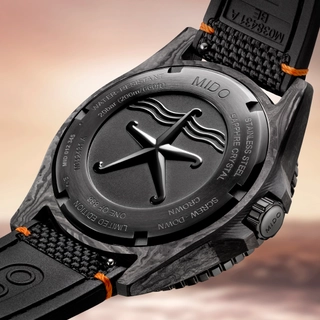 WatchTime-MIDO-Ocean-Star-200C-Carbon-Limited-Edition-Boden