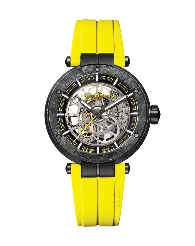 Herbelin: Newport Carbon Titanium Automatic Skeleton mit gelbem Kautschukband