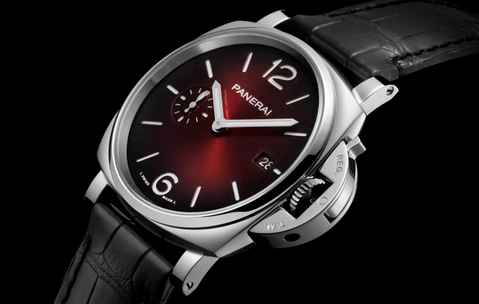 Zifferblatt in Burgunderrot: Panerai Luminor Due PAM01424