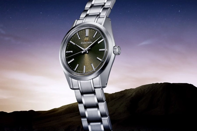 GrandSeiko_SBGW303_01.jpg