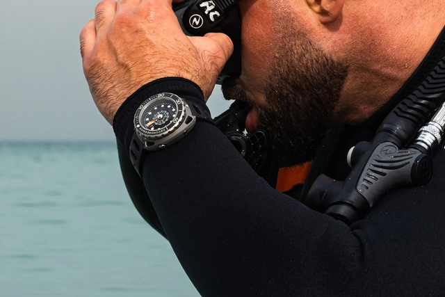 WatchTime-Singer-DIVETRACK-Taucher