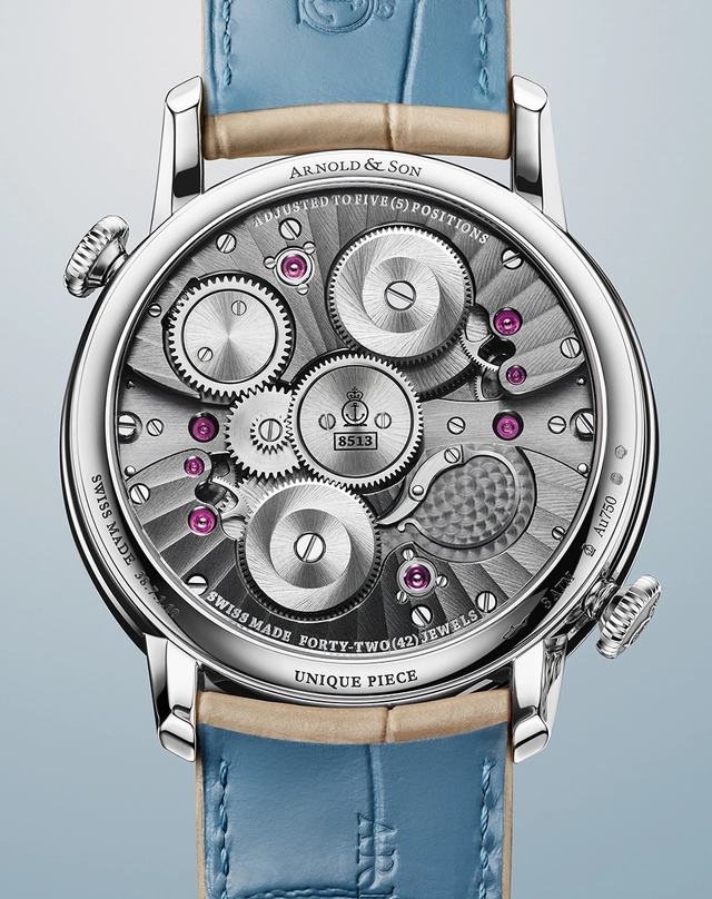 WatchTime-Arnold&Son-Chronopassion-DoubleTourbillonLAndscapeMirroredTime-Werk.jpg Arnold & Son X Chronopassion – Double Tourbillon Landscape Mirrored Time, Manufakturwerk mit Handaufzug