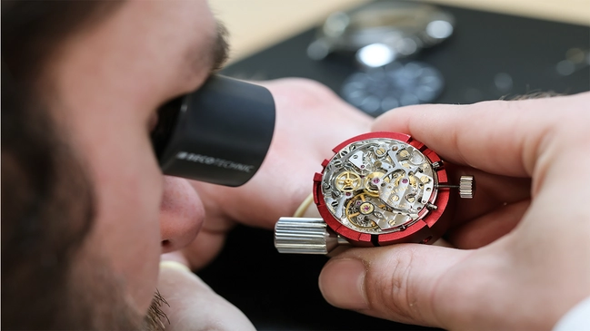 Handaufzugswerk der Omega Speedmaster 