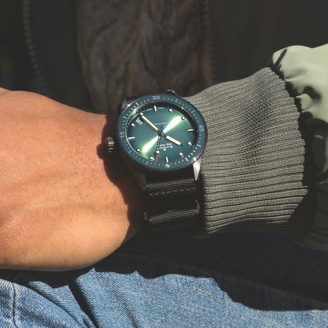 02_Blancpain_Fifty-Fathoms-Bathyscaphe.jpg Blancpain Fifty Fathoms Bathyscaphe am Handgelenk
