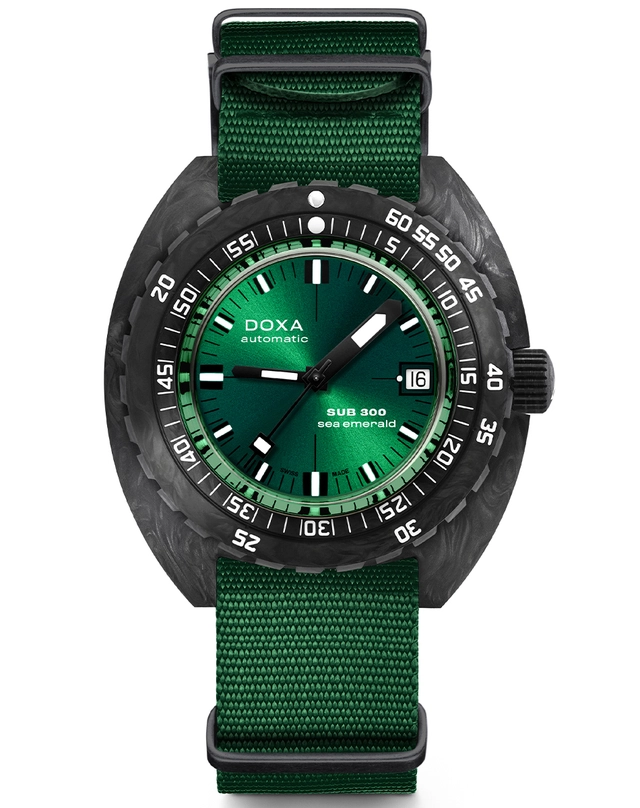 Doxa – SUB 300 Carbon in Sea Emerald Green