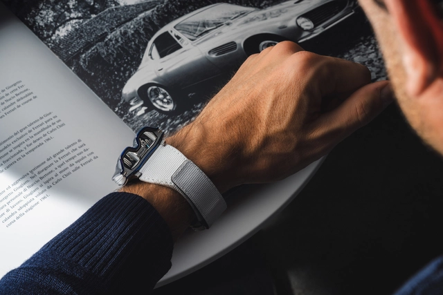 WatchTime_MBandF_HM8_Mark_2_Blue_Wrist_Shot_4_Hres