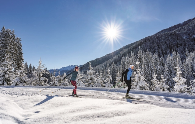 Langlauf-Obertilliach-bergab-2022-c-PeterMaier.jpg Langlauf-Obertilliach-bergab-2022-c-PeterMaier.jpg