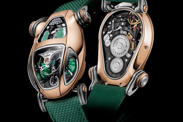 Vorder-und Rückseite der  Bulgari x MB&F Serpenti, Zifferblatt
