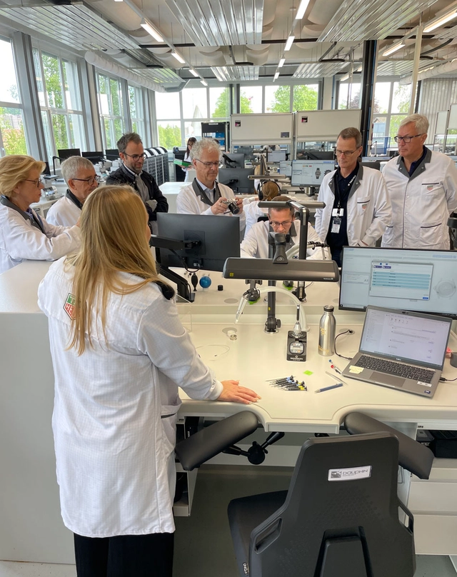Uhrenreise-Schweiz-2025-TAG-Heuer-Produktion WatchTime Uhrenreise Schweiz 2025: In der TAG-Heuer-Produktion