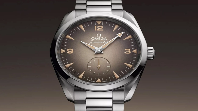 Omega Railmaster, Edelstahluhr mit Automatikwerk und Stahlarmband