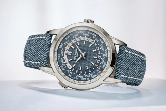 WatchTime_Patek_Philippe_5330G_001_lifestyle