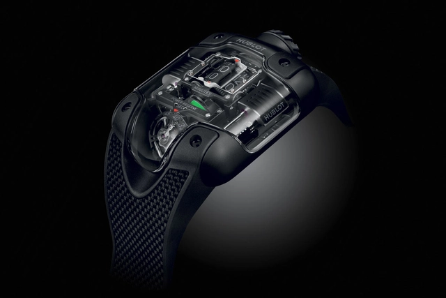 Hublot-MP-10-Tourbillon-All-Black-Halbseite.jpg Hublot MP-10 Tourbillon All Black Halbseite