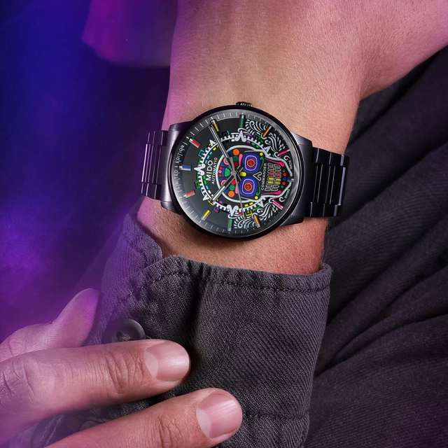 Mido Commander Circulo de Luz Wristshot