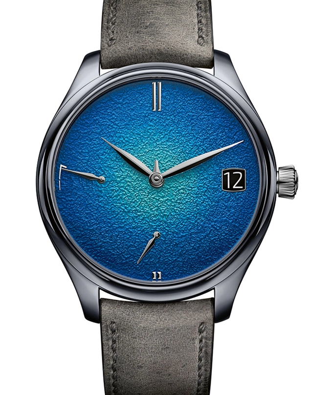 H. Moser & Cie.:  Endeavour Perpetual Calendar Tantalum Blue Enamel