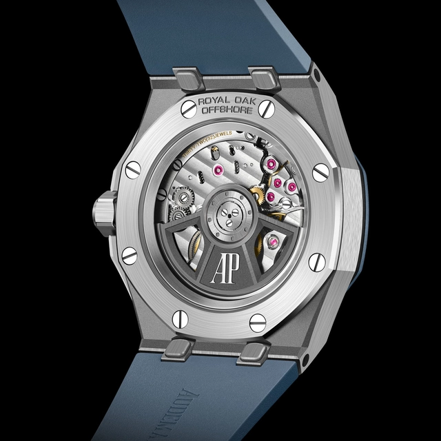 Audemars Piguet: Royal Oak Offshore Automatic 43mm Glasboden