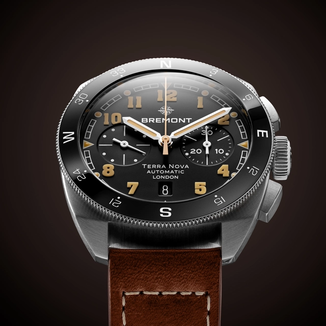 WatchTime_Bremont_TerraNova_42.5_BK_Creative1