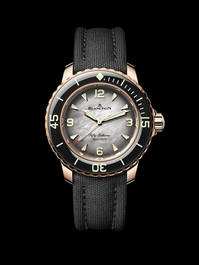 Blancpain_Fifty_Fathoms_5007_3644A_B52_RGB Blancpain Fifty Fathoms Automatique in Gold mit schwarzem Perlmuttzifferblatt
