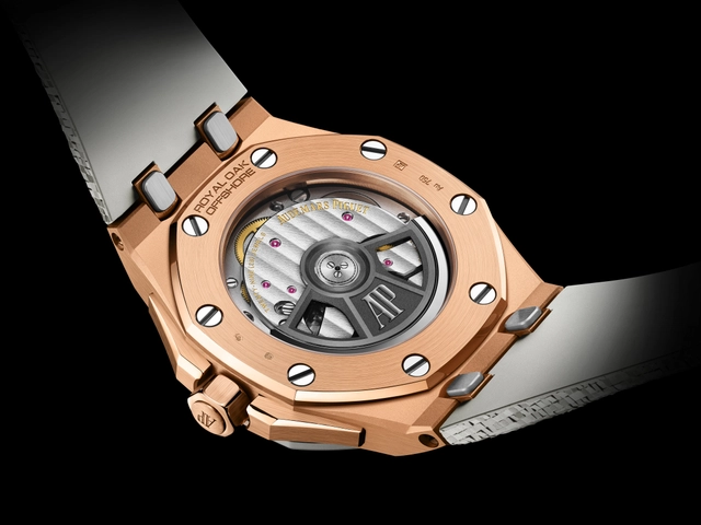 Audemars Piguet Royal Oak Offshore Automatik / 37 MM