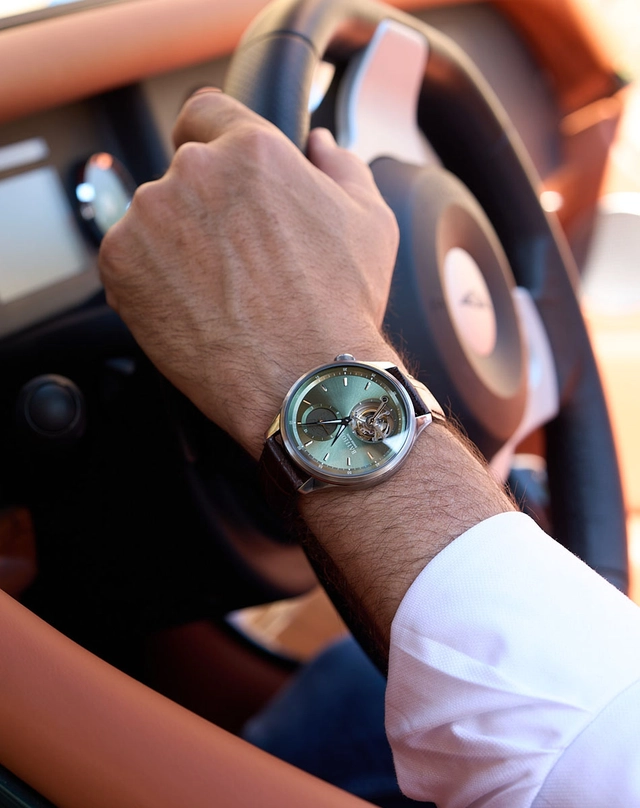 BA1110D_Kapitel-4-8-GMT-Tourbillon-Greenwich-LE-Mood.jpg BA1110D Kapitel 4.8 GMT Tourbillon Greenwich Limited Edition Mood