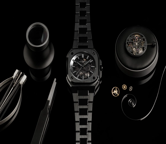 Bell & Ross, Keramikuhr mit Automatikwerk