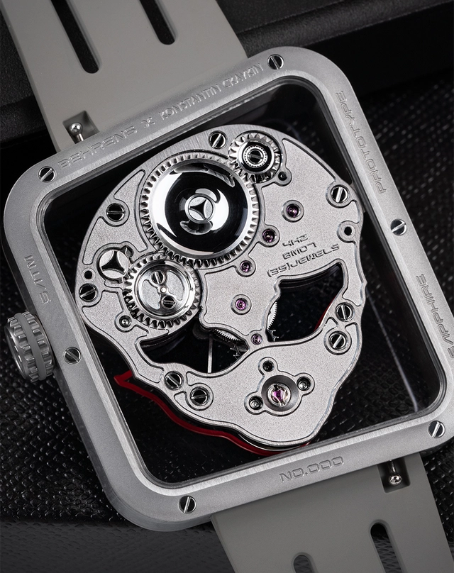 Behrens X Konstantin Chaykin – Ace of Hearts Behrens X Konstantin Chaykin – Ace of Hearts, ultraleichte skelettierte Uhr
