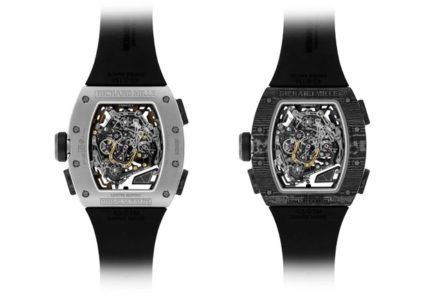 Rückseite beider Richard Mille RM 43-01 Tourbillon Split-Seconds Chronograph Ferrari